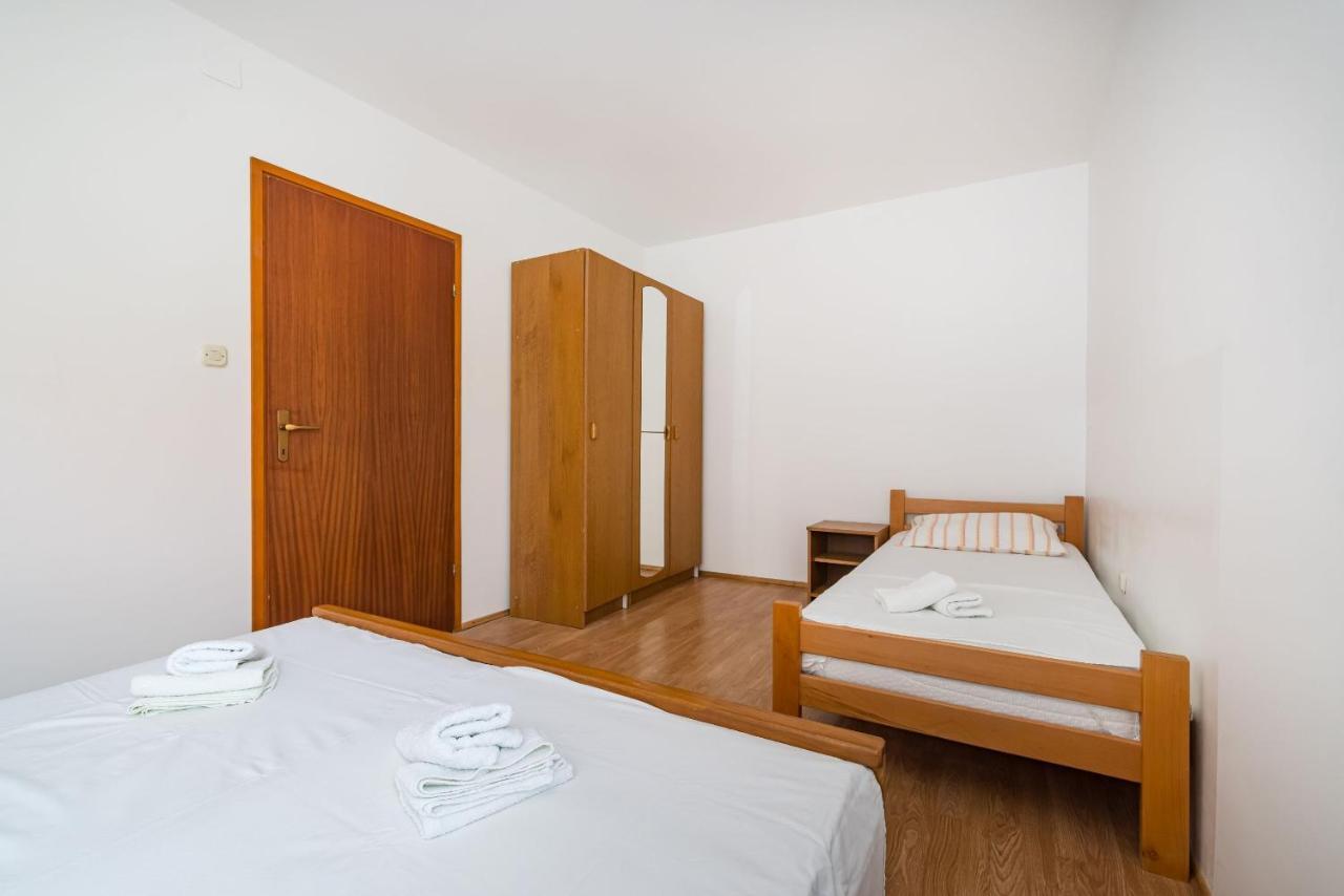 Nice Apartment Silvia โนวาลยา ภายนอก รูปภาพ