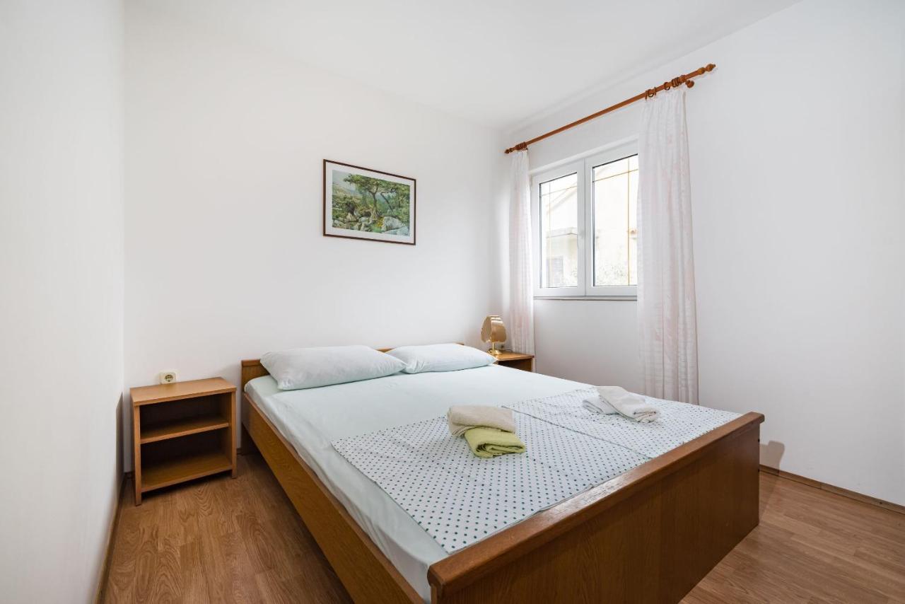 Nice Apartment Silvia โนวาลยา ภายนอก รูปภาพ
